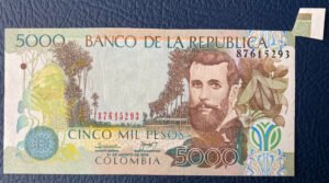SILVA 5000 PESOS (MARIPOSA ANGULO SUPERIOR DERECHO) 2009